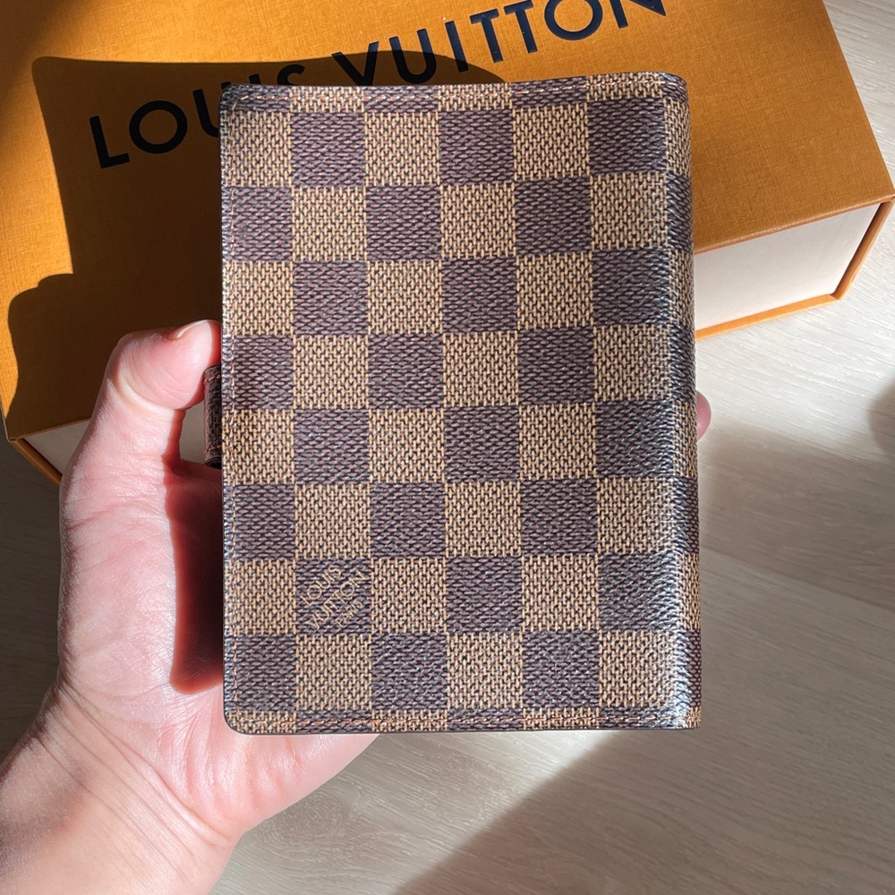 Louis Vuitton Damier Ebene Agenda Planner - Picture 4 of 14
